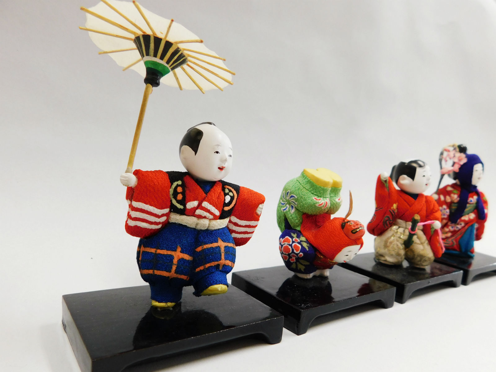 日本の伝統工芸 『江戸木目込人形』とは